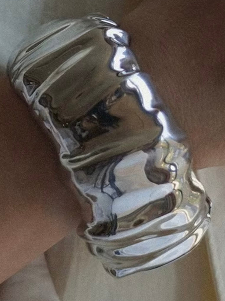 Silver Chunky wavy bracelet